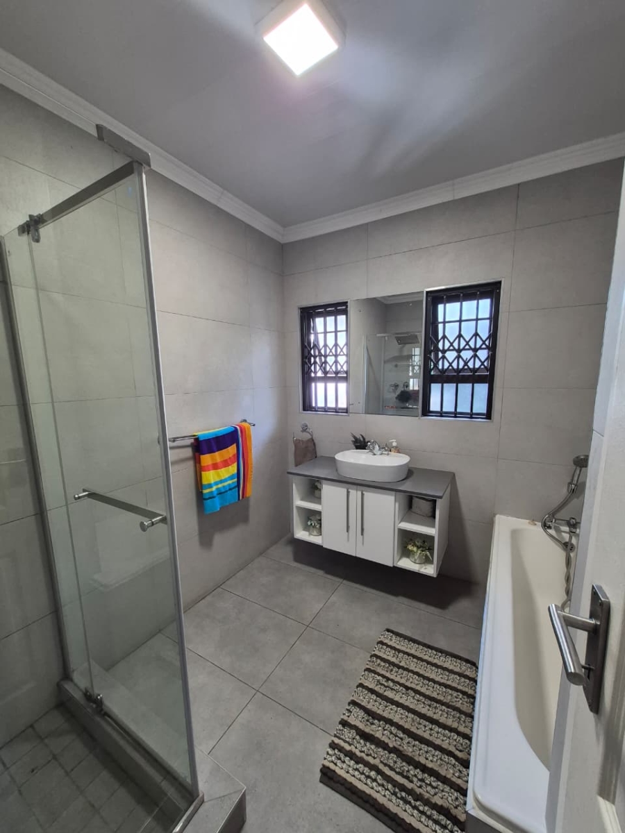 4 Bedroom Property for Sale in Vincent Eastern Cape